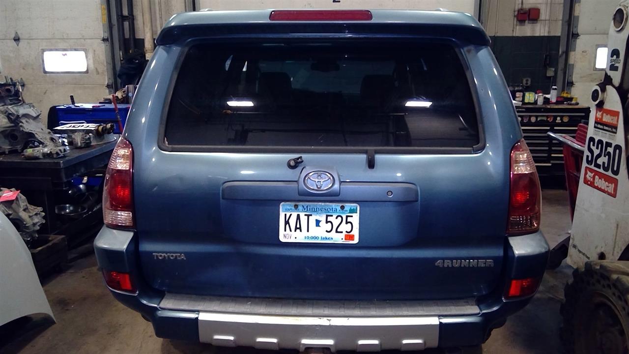 https://f005.backblazeb2.com/file/img-partshotlines-com/Inventory/MA244/Vehicle/156309_05.jpg