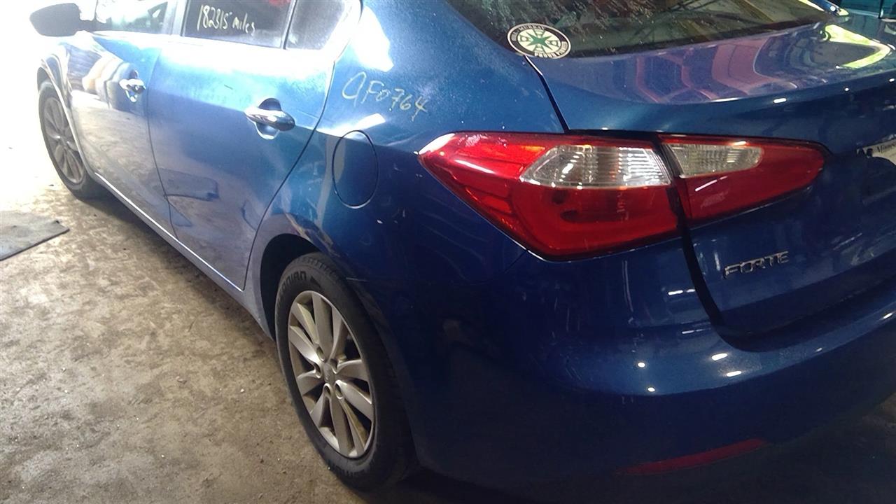 https://f005.backblazeb2.com/file/img-partshotlines-com/Inventory/MA244/Vehicle/157077_08.jpg
