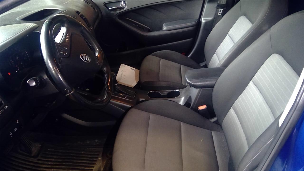 https://f005.backblazeb2.com/file/img-partshotlines-com/Inventory/MA244/Vehicle/157077_11.jpg