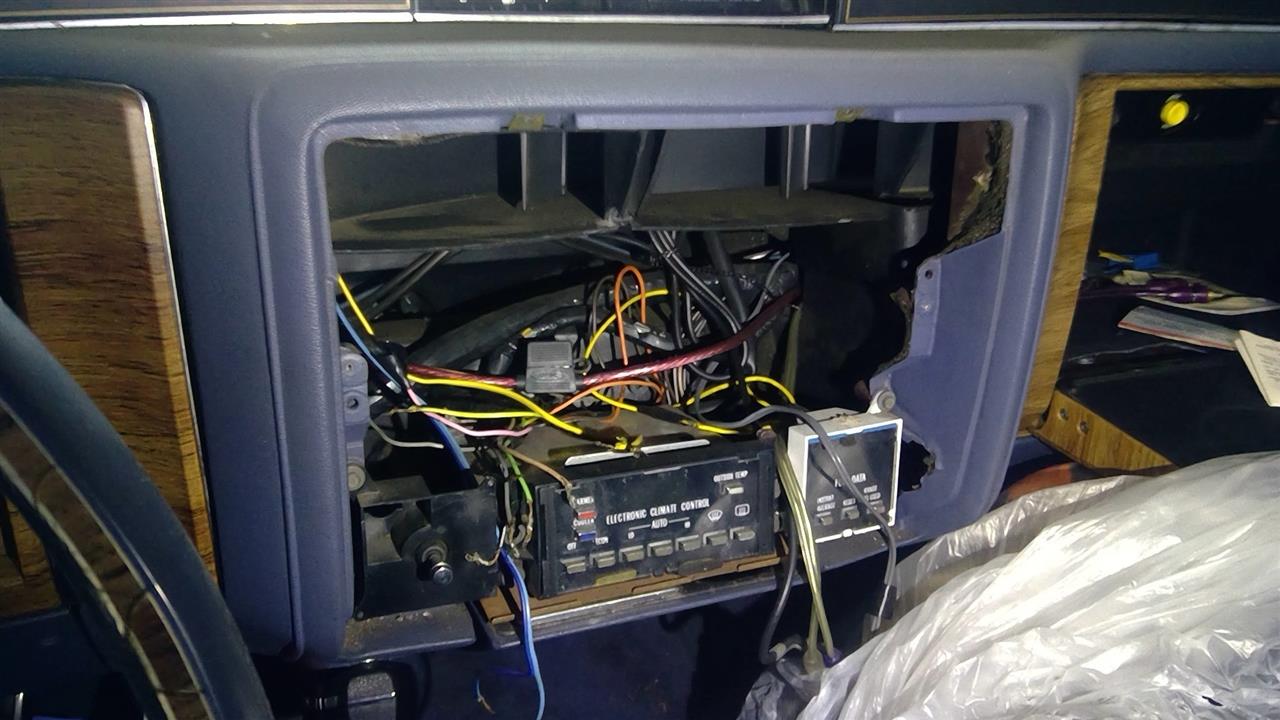 https://f005.backblazeb2.com/file/img-partshotlines-com/Inventory/MA244/Vehicle/157136_12.jpg