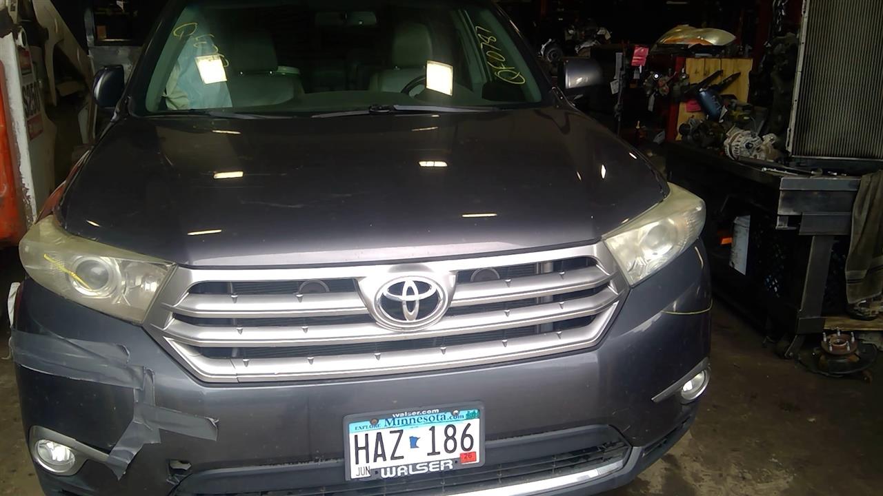 https://f005.backblazeb2.com/file/img-partshotlines-com/Inventory/MA244/Vehicle/157157_05.jpg