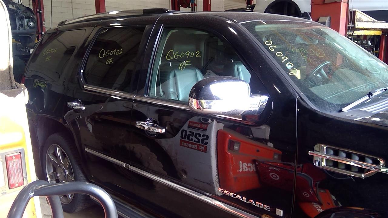 https://f005.backblazeb2.com/file/img-partshotlines-com/Inventory/MA244/Vehicle/157543_08.jpg