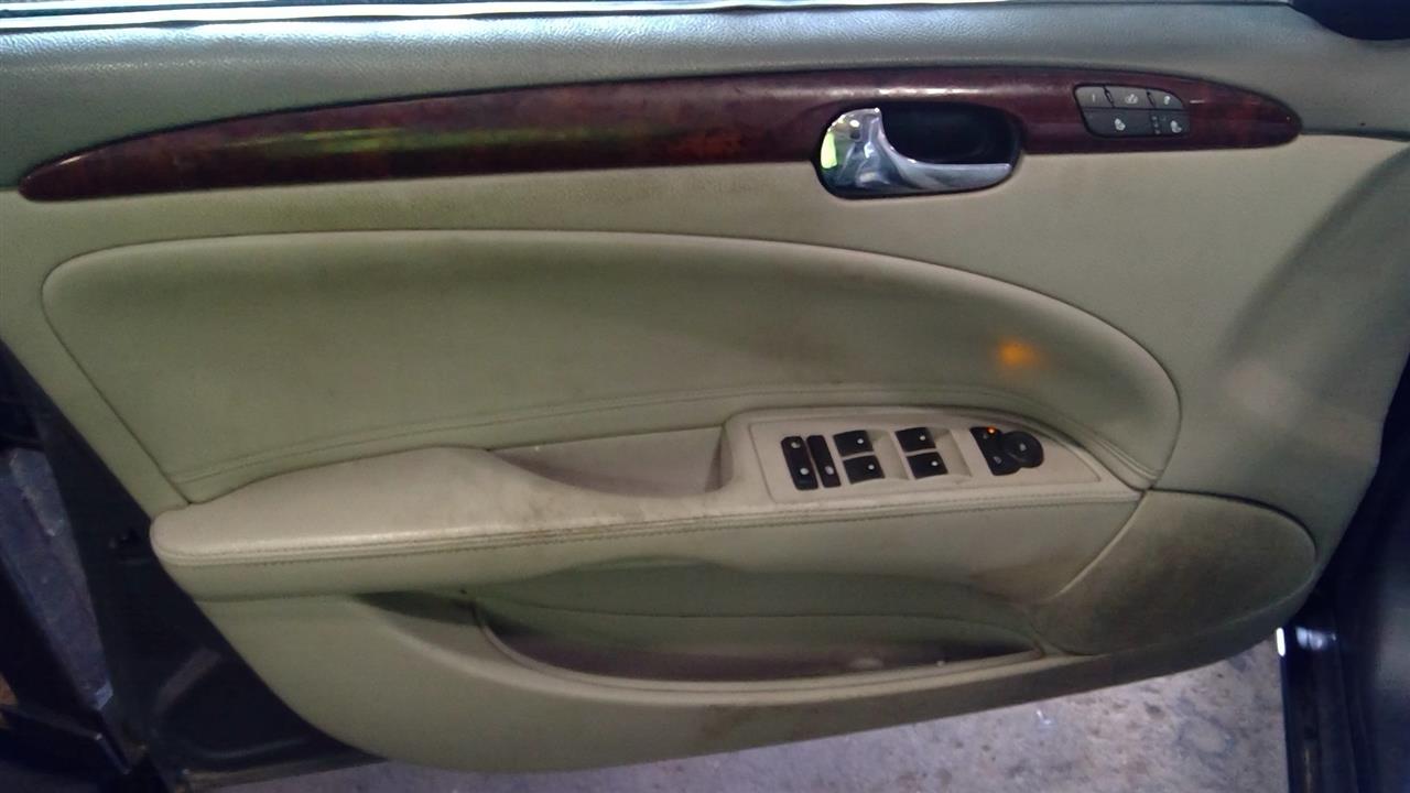https://f005.backblazeb2.com/file/img-partshotlines-com/Inventory/MA244/Vehicle/158237_11.jpg
