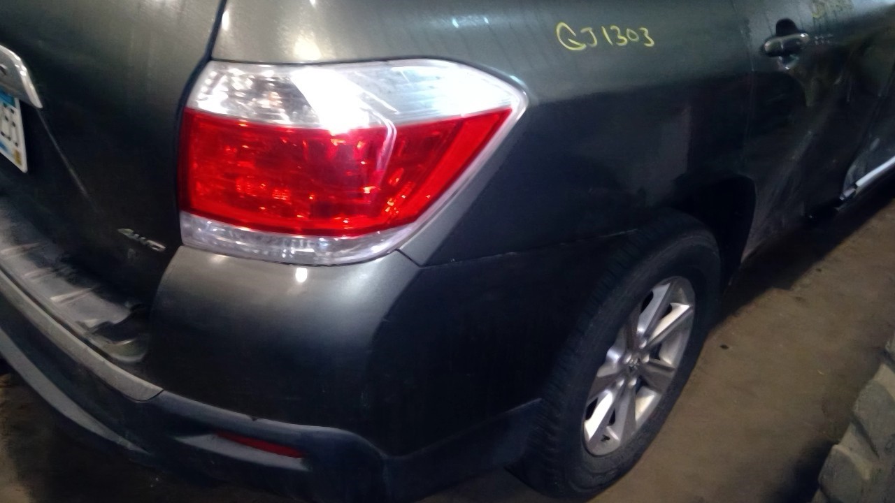 https://f005.backblazeb2.com/file/img-partshotlines-com/Inventory/MA244/Vehicle/158757_06.jpg