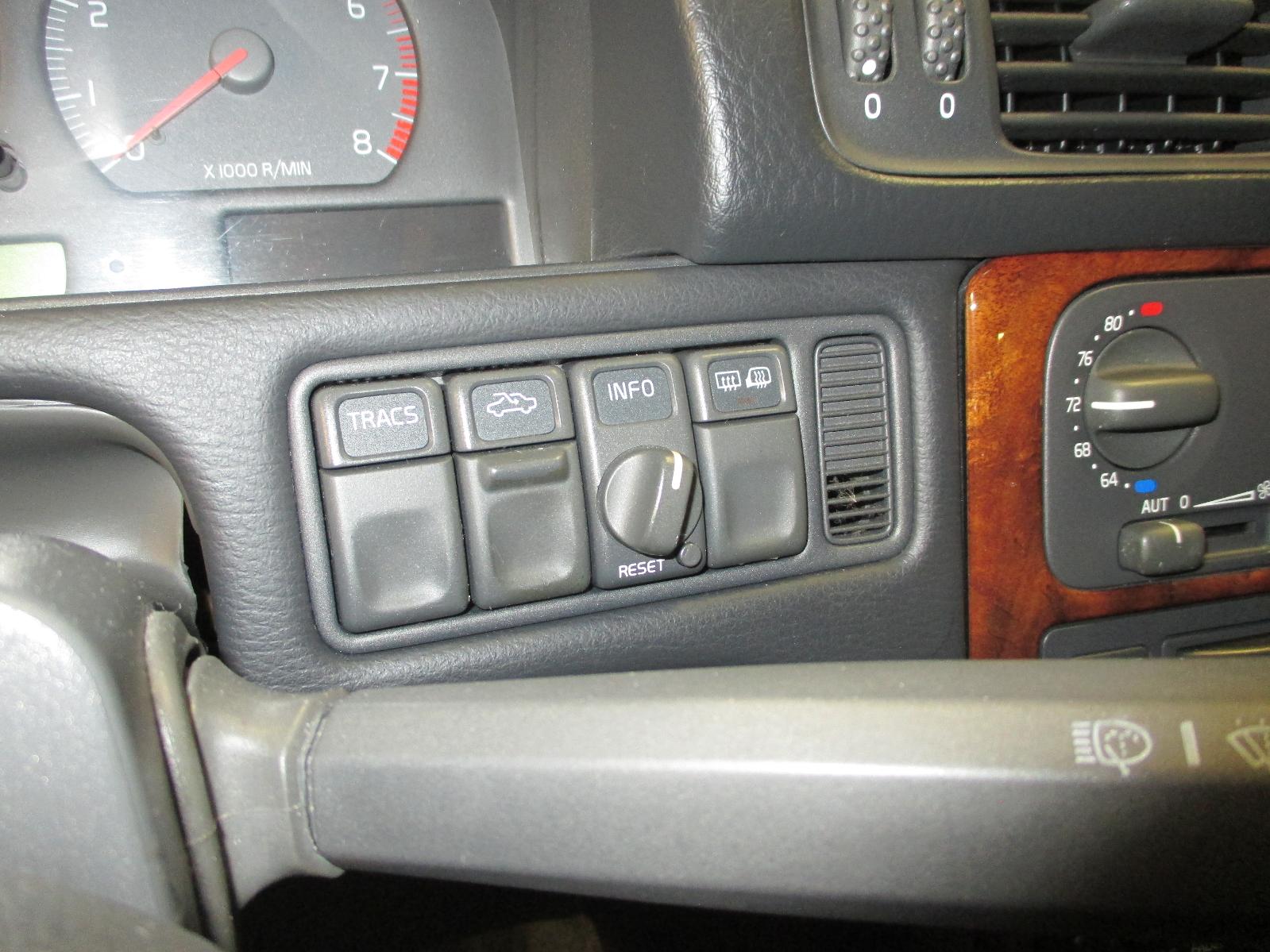 b/i/a/j/c/a/96aa9610-2626-478a-90bf-ccd504a86020.JPG