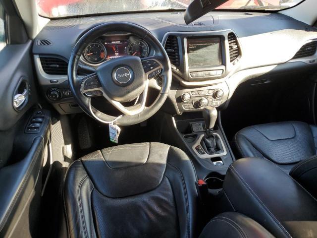 d/i/e/e/i/0b13fc37-baaf-4f31-9971-3bc31f8c998e.jpg