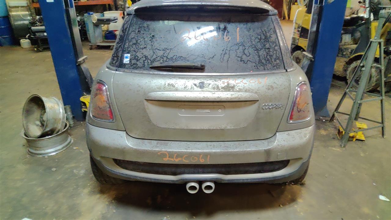 https://f005.backblazeb2.com/file/img-partshotlines-com/Inventory/MA314/Vehicle/7778_11.jpg