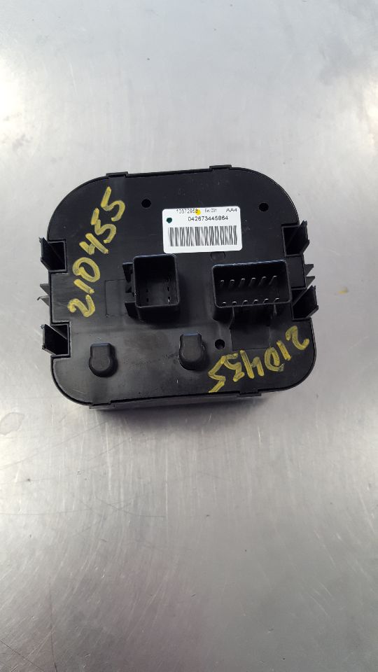 https://f005.backblazeb2.com/file/img-partshotlines-com/Inventory/MA340/Inventory/1738343_05.jpg