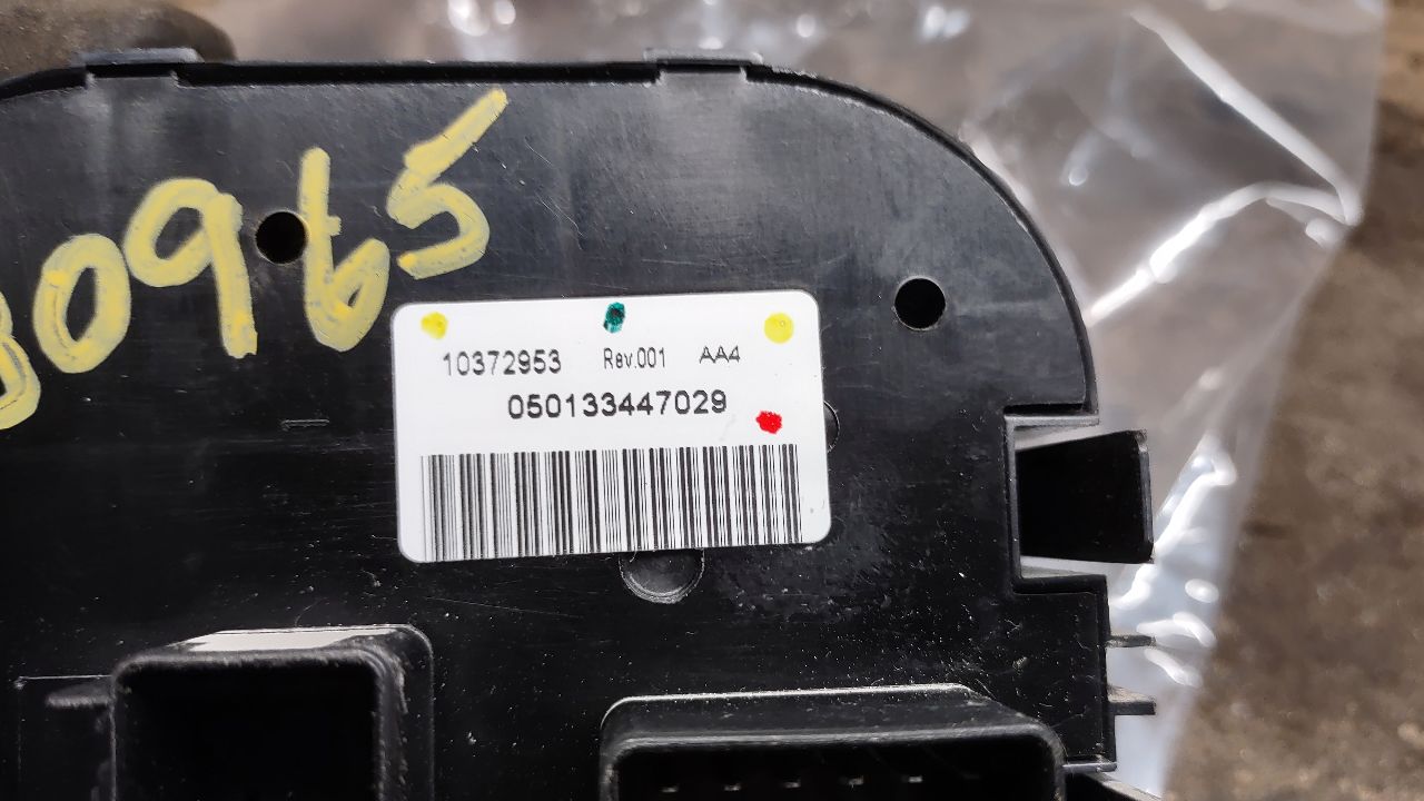 https://f005.backblazeb2.com/file/img-partshotlines-com/Inventory/MA340/Inventory/2064105_03.jpg
