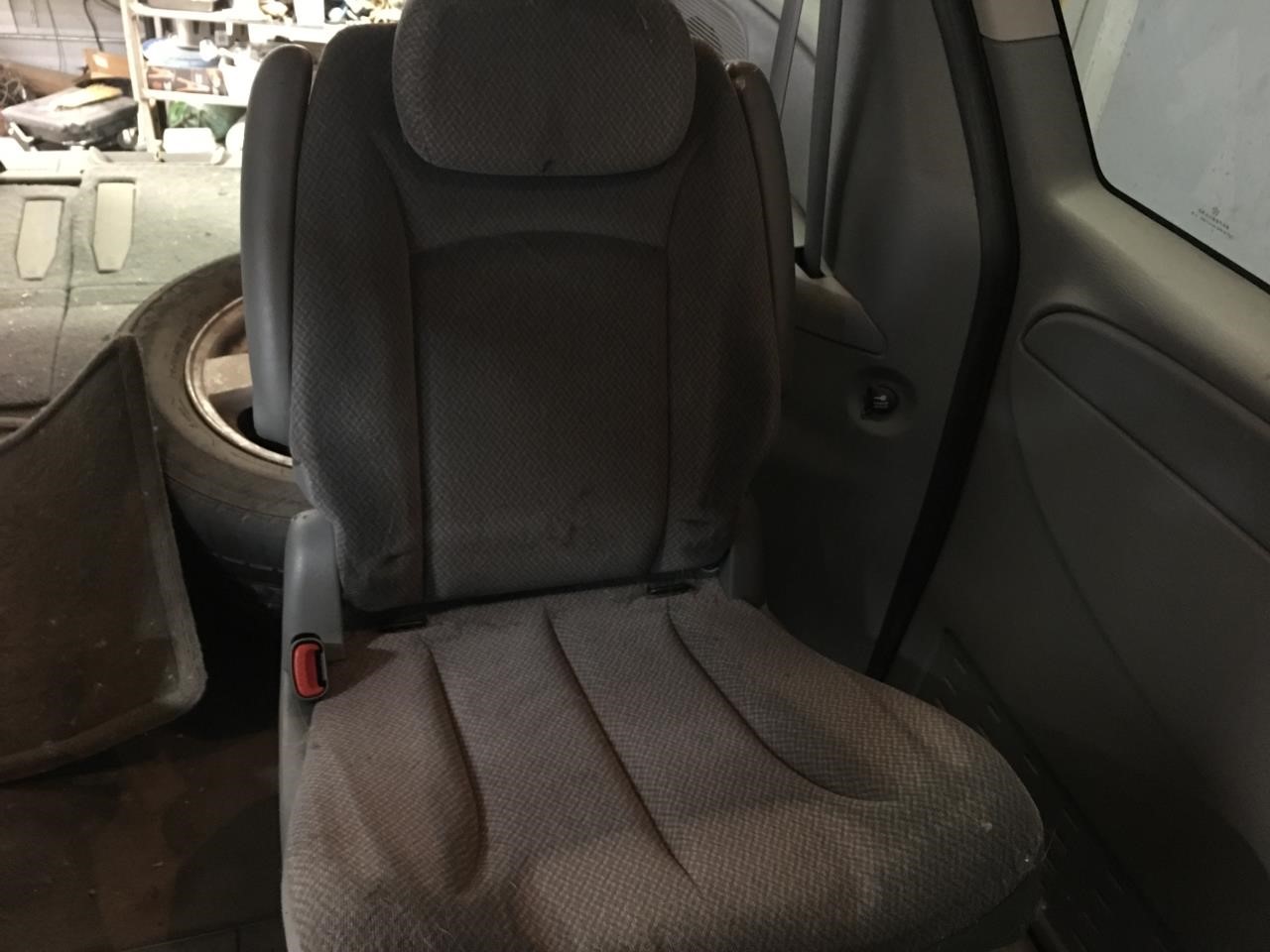 https://f005.backblazeb2.com/file/img-partshotlines-com/Inventory/MA340/Inventory/2417565_01.jpg