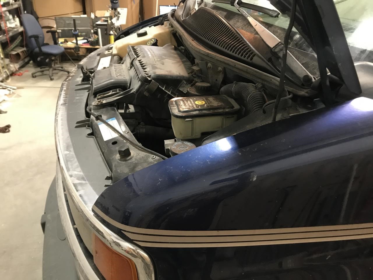 https://f005.backblazeb2.com/file/img-partshotlines-com/Inventory/MA340/Inventory/2435703_07.jpg