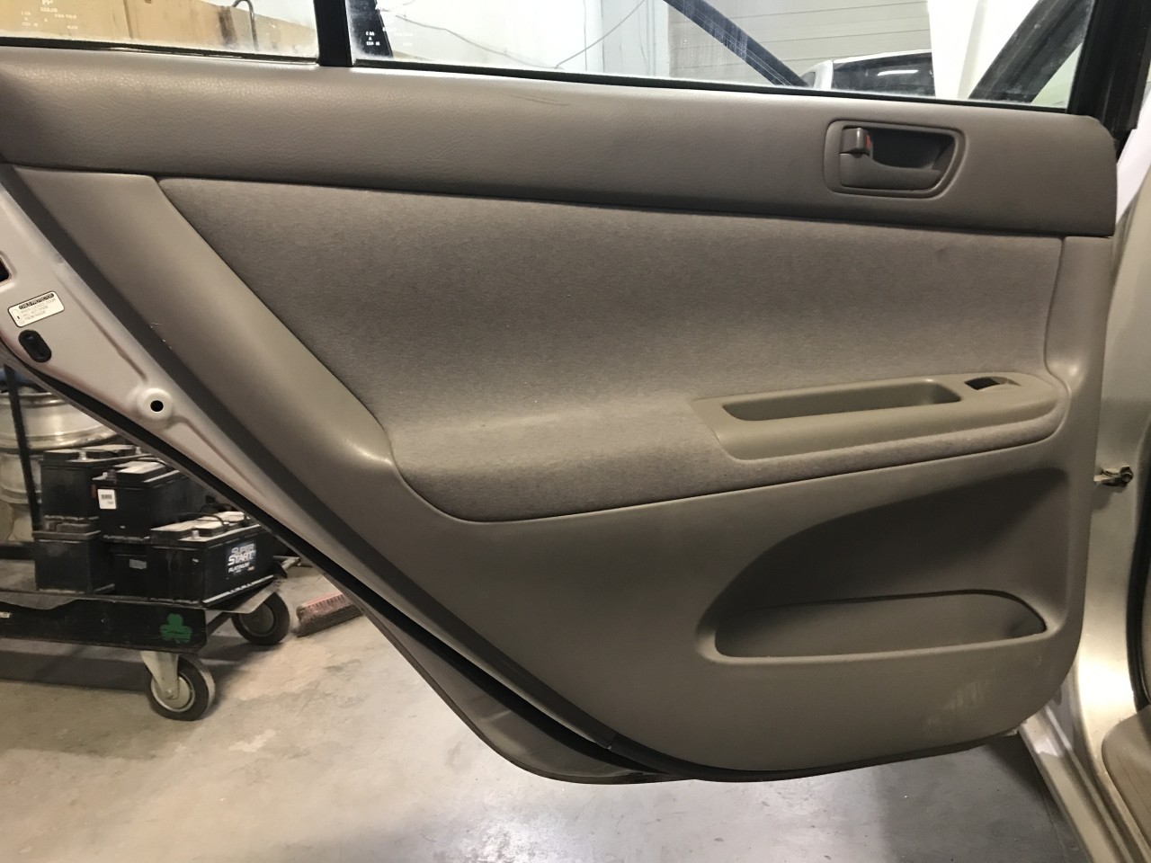 https://f005.backblazeb2.com/file/img-partshotlines-com/Inventory/MA340/Inventory/2756527_01.jpg