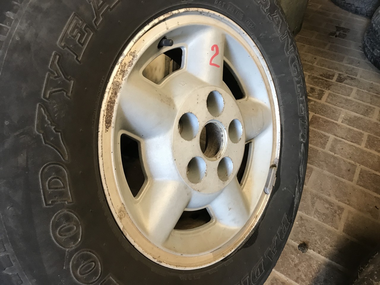 https://f005.backblazeb2.com/file/img-partshotlines-com/Inventory/MA340/Inventory/2934274_02.jpg