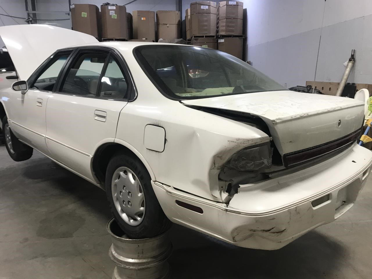 https://f005.backblazeb2.com/file/img-partshotlines-com/Inventory/MA340/Vehicle/105736_05.jpg