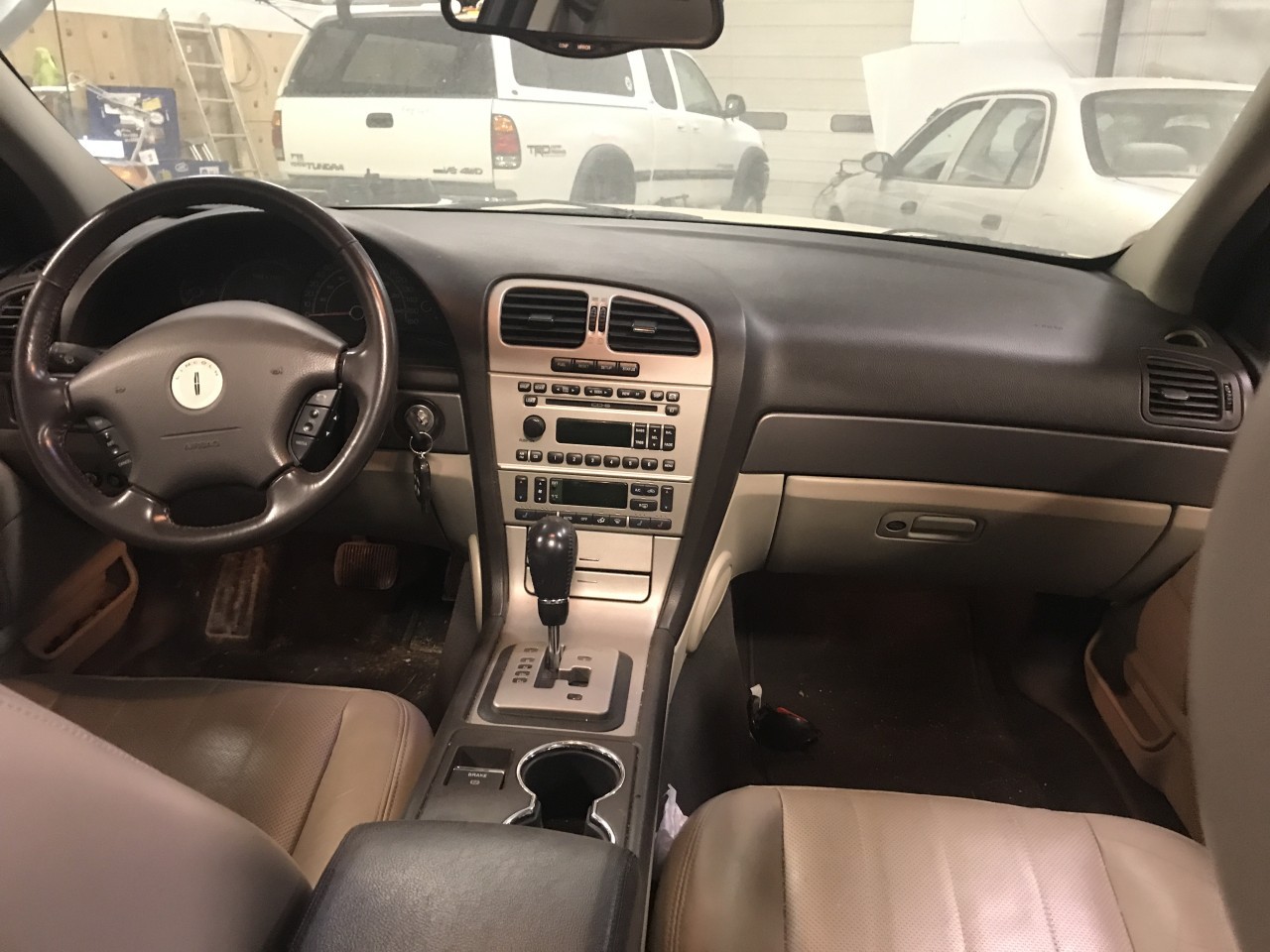 https://f005.backblazeb2.com/file/img-partshotlines-com/Inventory/MA340/Vehicle/105745_12.jpg