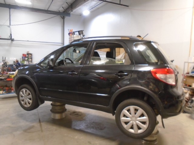 https://f005.backblazeb2.com/file/img-partshotlines-com/Inventory/MA340/Vehicle/106333_10.jpg