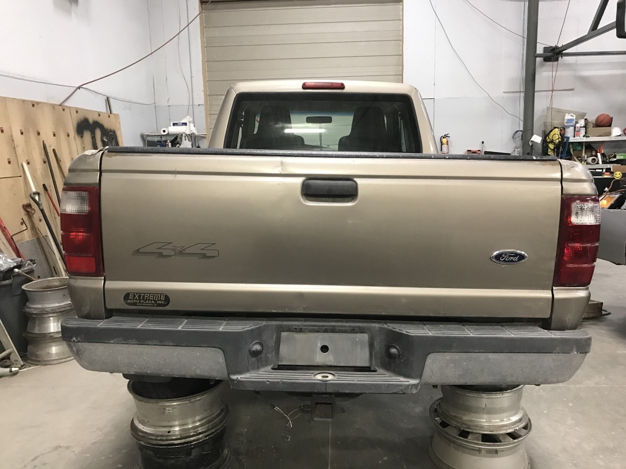 https://f005.backblazeb2.com/file/img-partshotlines-com/Inventory/MA340/Vehicle/114099_09.jpg