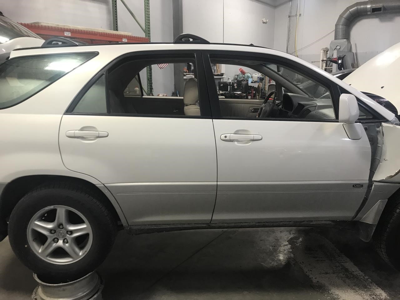https://f005.backblazeb2.com/file/img-partshotlines-com/Inventory/MA340/Vehicle/114191_04.jpg