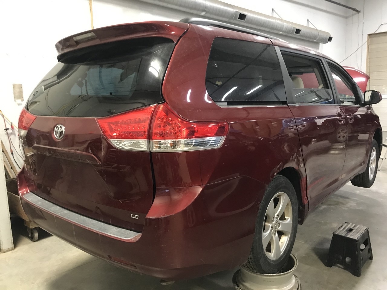 https://f005.backblazeb2.com/file/img-partshotlines-com/Inventory/MA340/Vehicle/114362_10.jpg