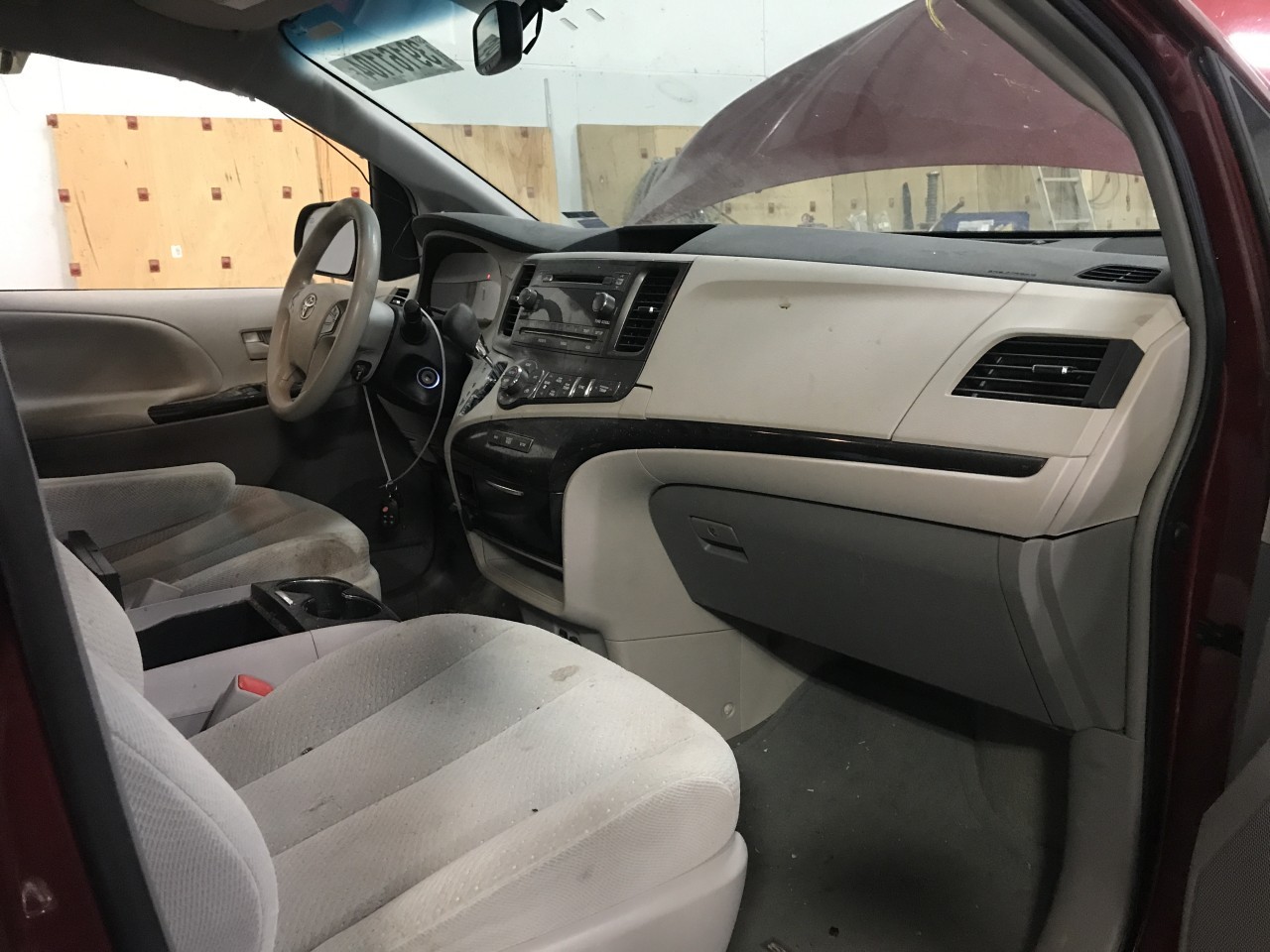 https://f005.backblazeb2.com/file/img-partshotlines-com/Inventory/MA340/Vehicle/114362_11.jpg