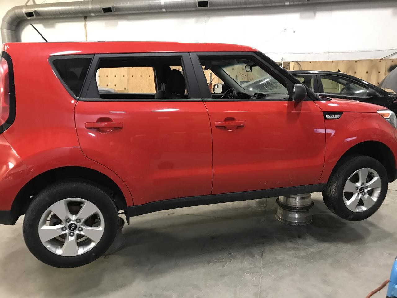 https://f005.backblazeb2.com/file/img-partshotlines-com/Inventory/MA340/Vehicle/114601_04.jpg