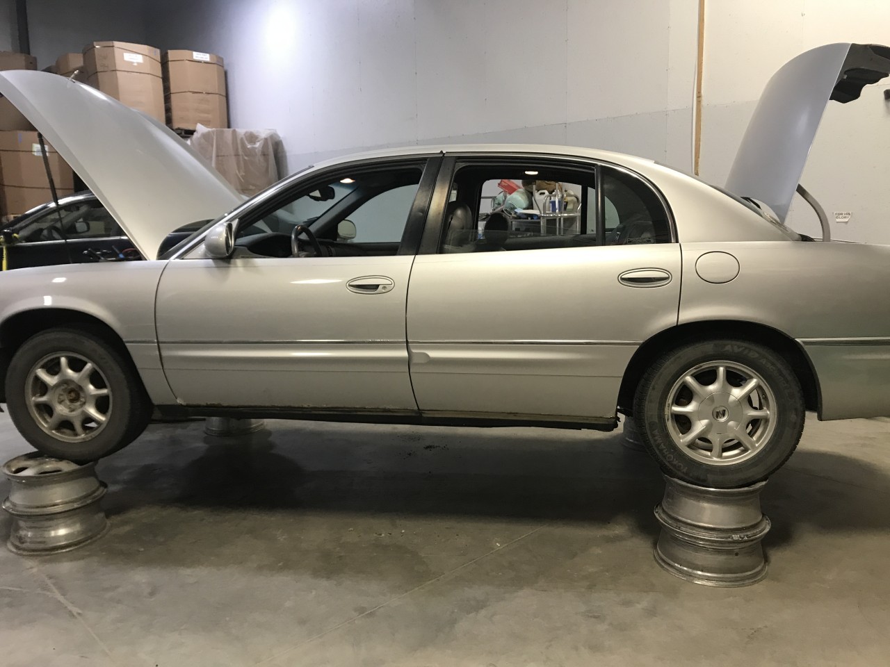 https://f005.backblazeb2.com/file/img-partshotlines-com/Inventory/MA340/Vehicle/115285_04.jpg