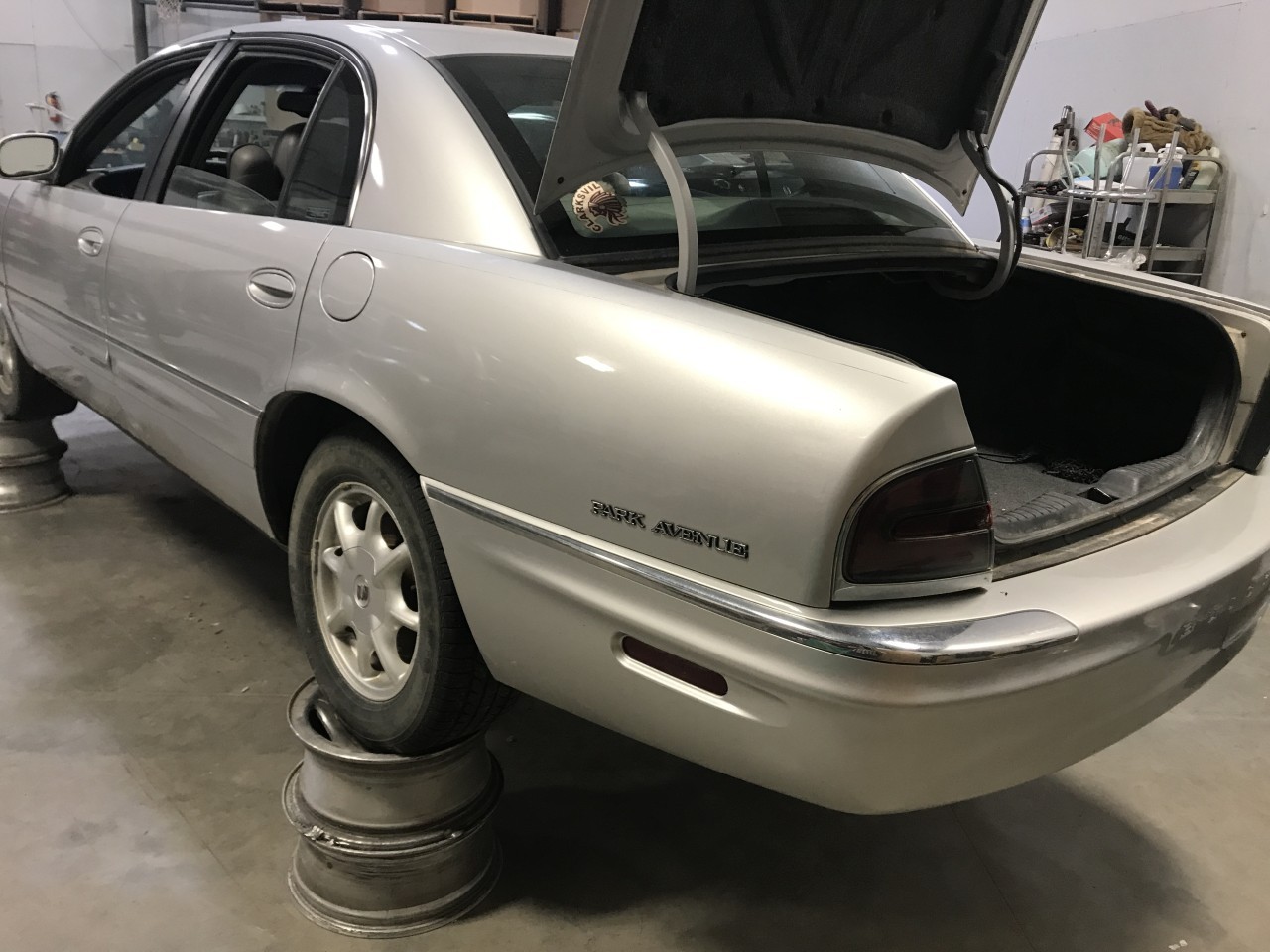 https://f005.backblazeb2.com/file/img-partshotlines-com/Inventory/MA340/Vehicle/115285_09.jpg
