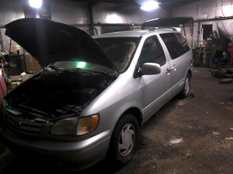 https://f005.backblazeb2.com/file/img-partshotlines-com/Inventory/MA361/Vehicle/10767_01.jpg