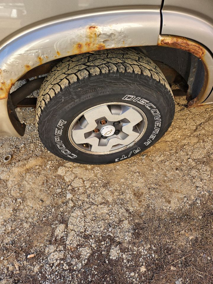 https://f005.backblazeb2.com/file/img-partshotlines-com/Inventory/MA385/Vehicle/10054_02.jpg