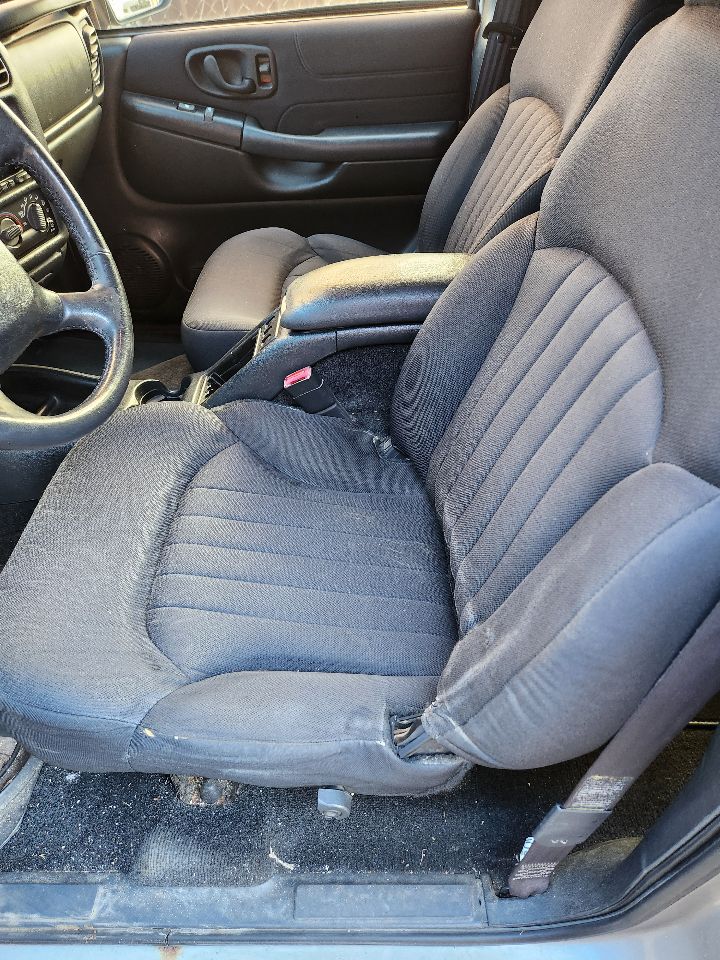 https://f005.backblazeb2.com/file/img-partshotlines-com/Inventory/MA385/Vehicle/10054_09.jpg