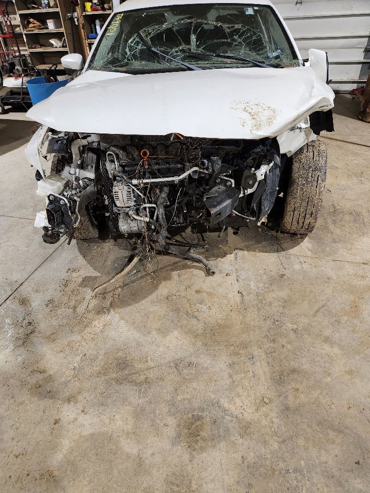 https://f005.backblazeb2.com/file/img-partshotlines-com/Inventory/MA385/Vehicle/10070_01.jpg