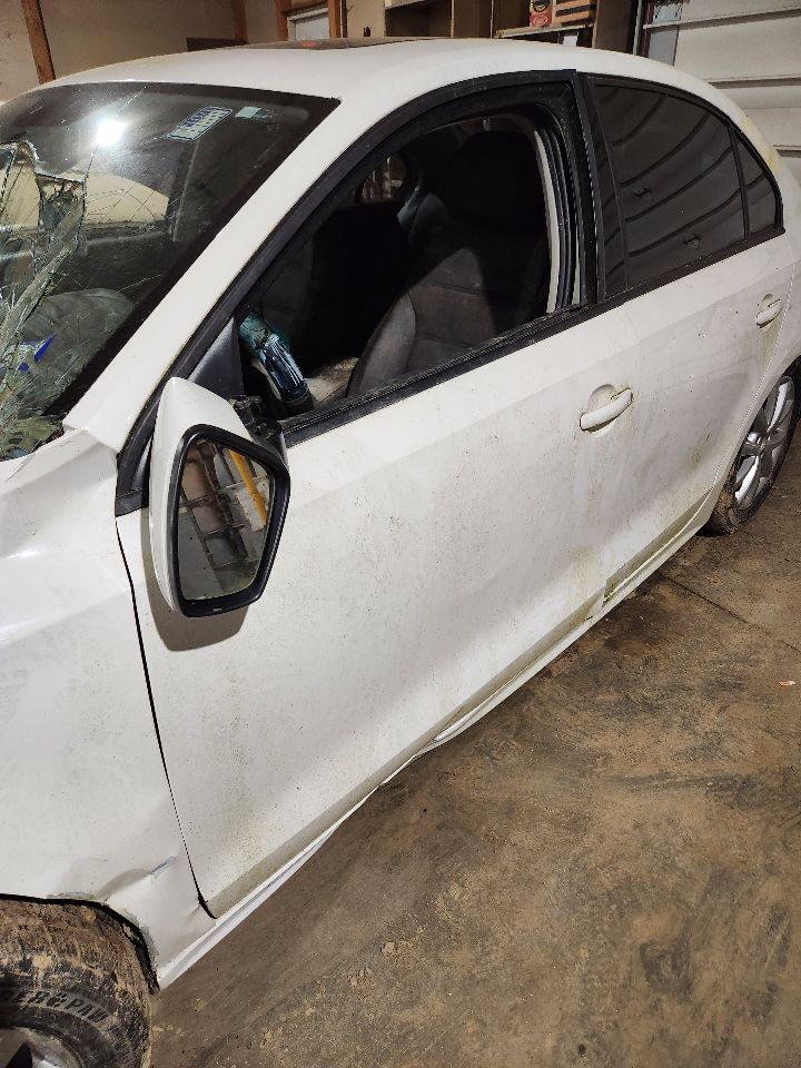 https://f005.backblazeb2.com/file/img-partshotlines-com/Inventory/MA385/Vehicle/10070_03.jpg