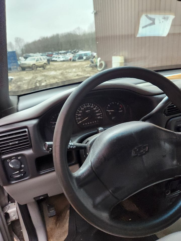 https://f005.backblazeb2.com/file/img-partshotlines-com/Inventory/MA385/Vehicle/10133_09.jpg