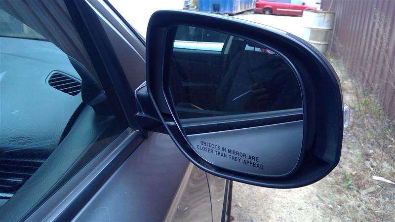 https://f005.backblazeb2.com/file/img-partshotlines-com/Inventory/MA385/Vehicle/10167_11.jpg