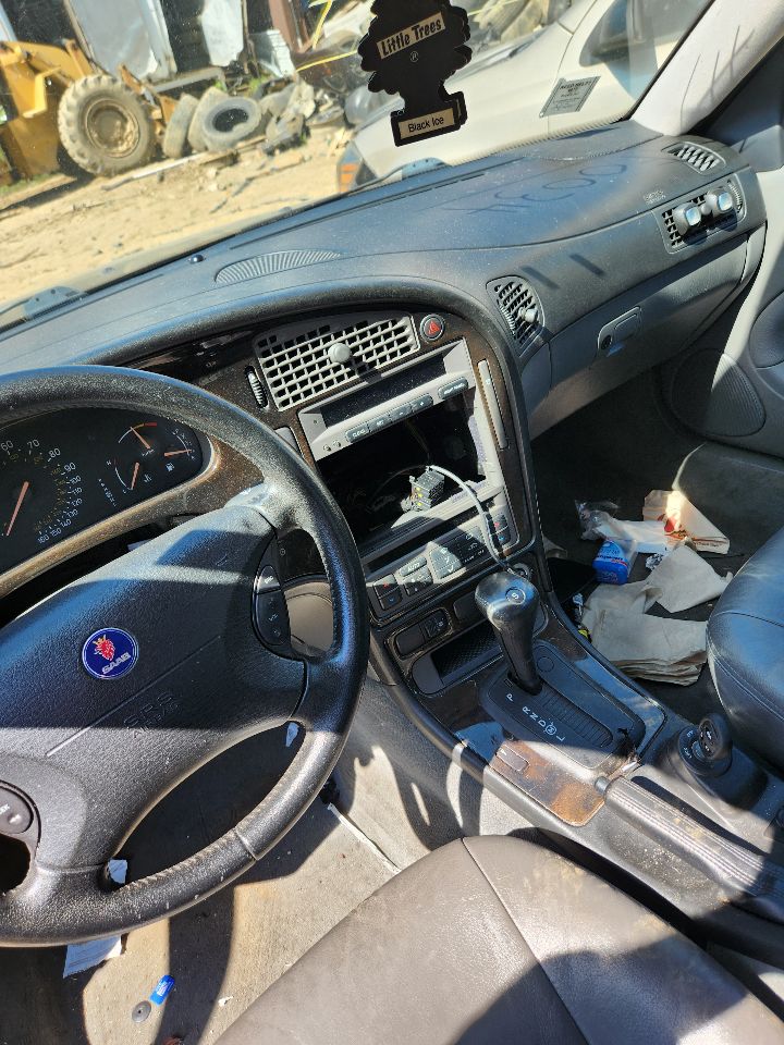 https://f005.backblazeb2.com/file/img-partshotlines-com/Inventory/MA385/Vehicle/10194_10.jpg
