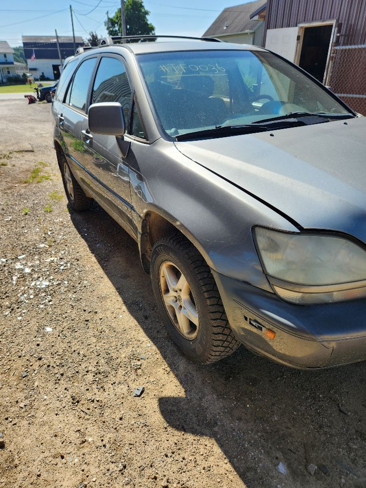 https://f005.backblazeb2.com/file/img-partshotlines-com/Inventory/MA385/Vehicle/10198_07.jpg