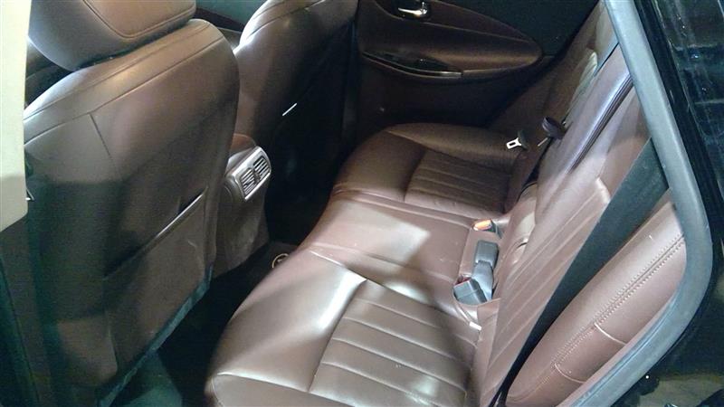 https://f005.backblazeb2.com/file/img-partshotlines-com/Inventory/MA385/Vehicle/10234_09.jpg