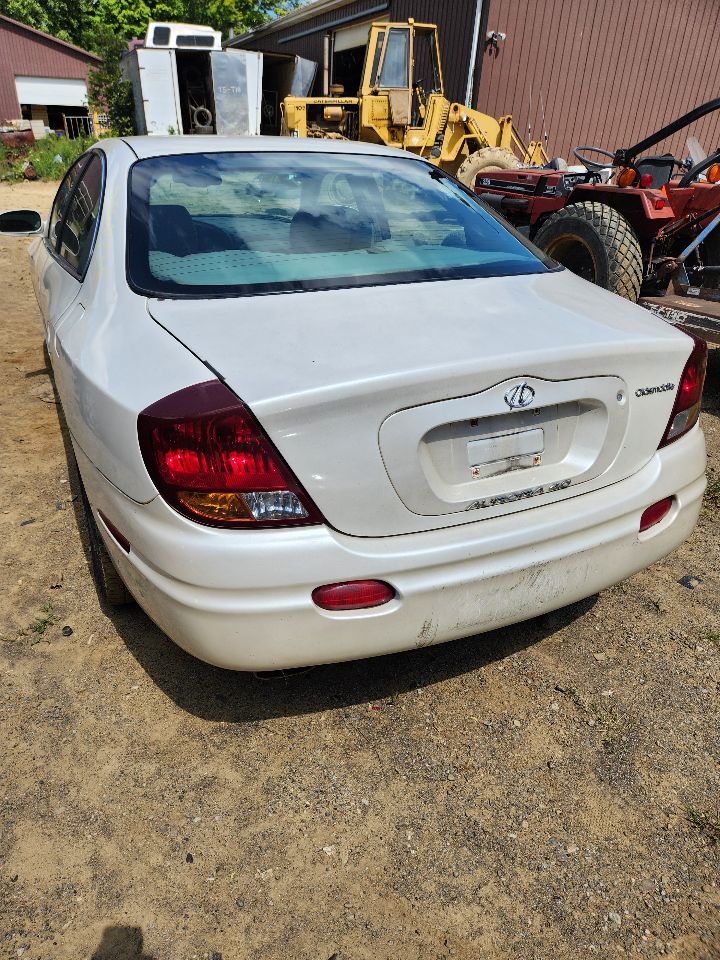 https://f005.backblazeb2.com/file/img-partshotlines-com/Inventory/MA385/Vehicle/10245_05.jpg