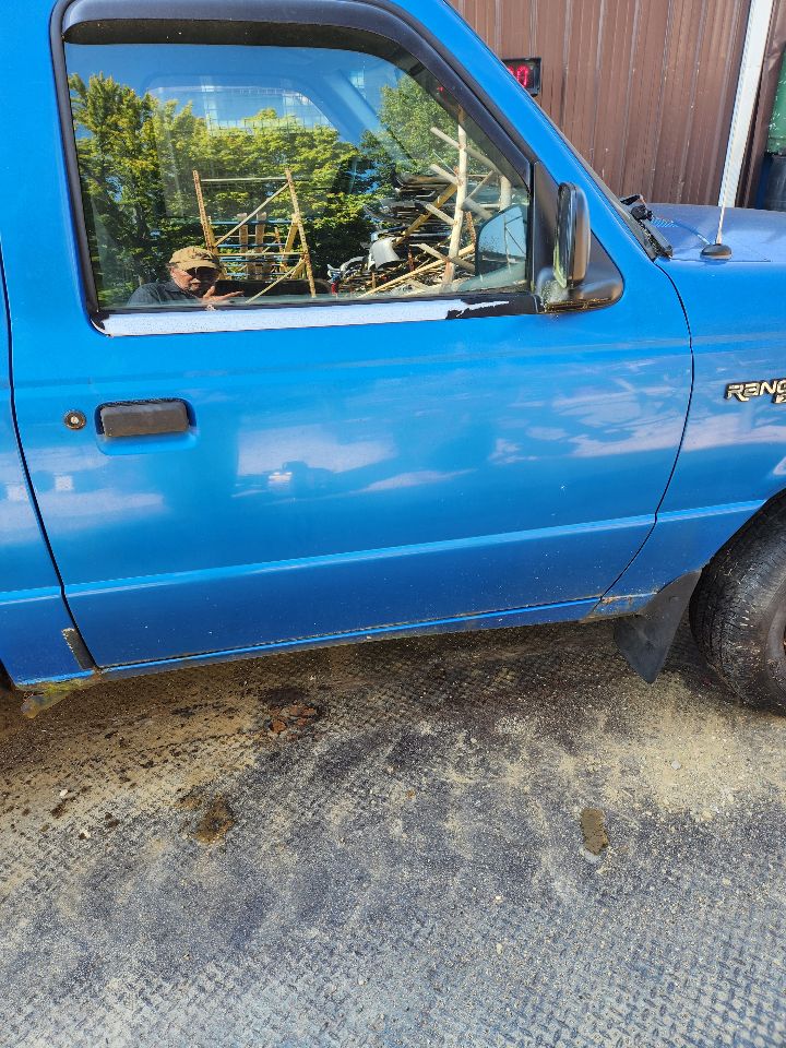 https://f005.backblazeb2.com/file/img-partshotlines-com/Inventory/MA385/Vehicle/10278_06.jpg