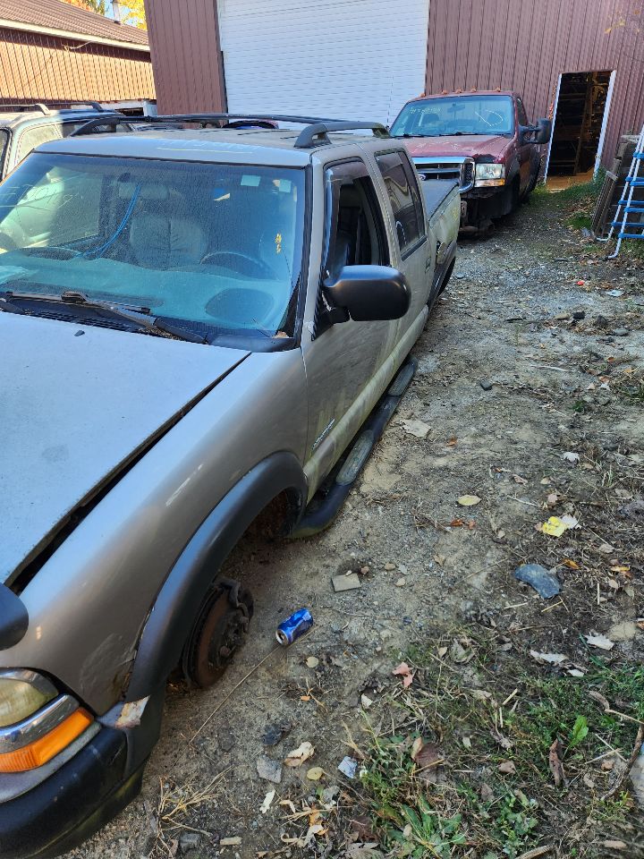 https://f005.backblazeb2.com/file/img-partshotlines-com/Inventory/MA385/Vehicle/10325_03.jpg