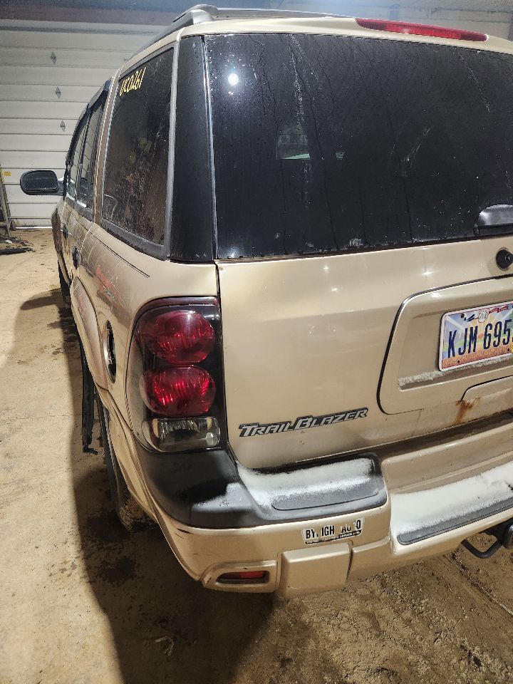https://f005.backblazeb2.com/file/img-partshotlines-com/Inventory/MA385/Vehicle/10414_04.jpg