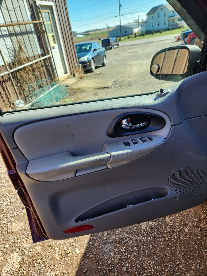 https://f005.backblazeb2.com/file/img-partshotlines-com/Inventory/MA385/Vehicle/10422_11.jpg