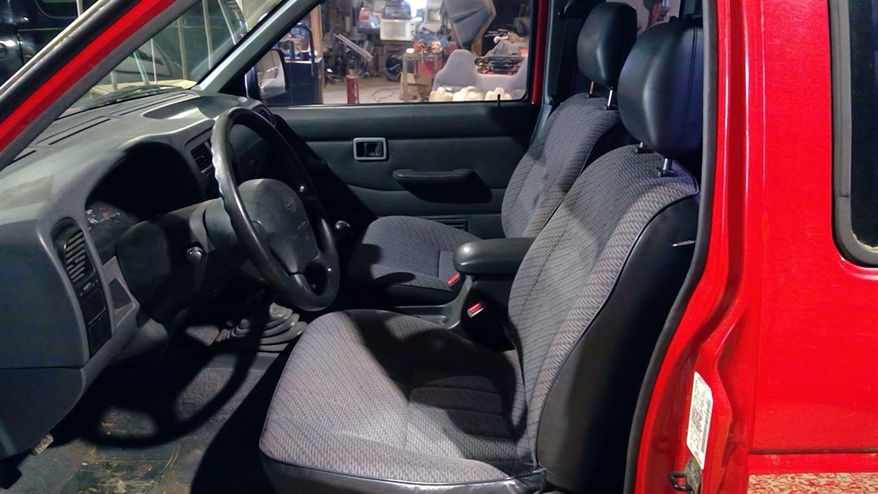 https://f005.backblazeb2.com/file/img-partshotlines-com/Inventory/MA385/Vehicle/10474_10.jpg