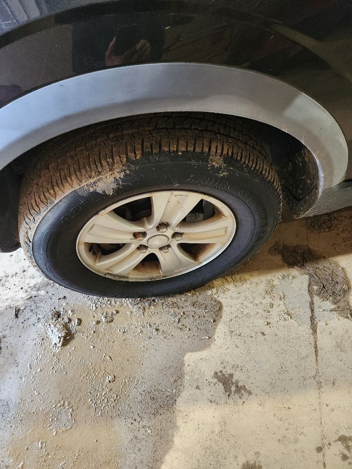 https://f005.backblazeb2.com/file/img-partshotlines-com/Inventory/MA385/Vehicle/10476_12.jpg