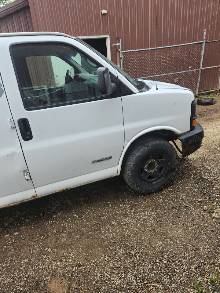 https://f005.backblazeb2.com/file/img-partshotlines-com/Inventory/MA385/Vehicle/10502_01.jpg