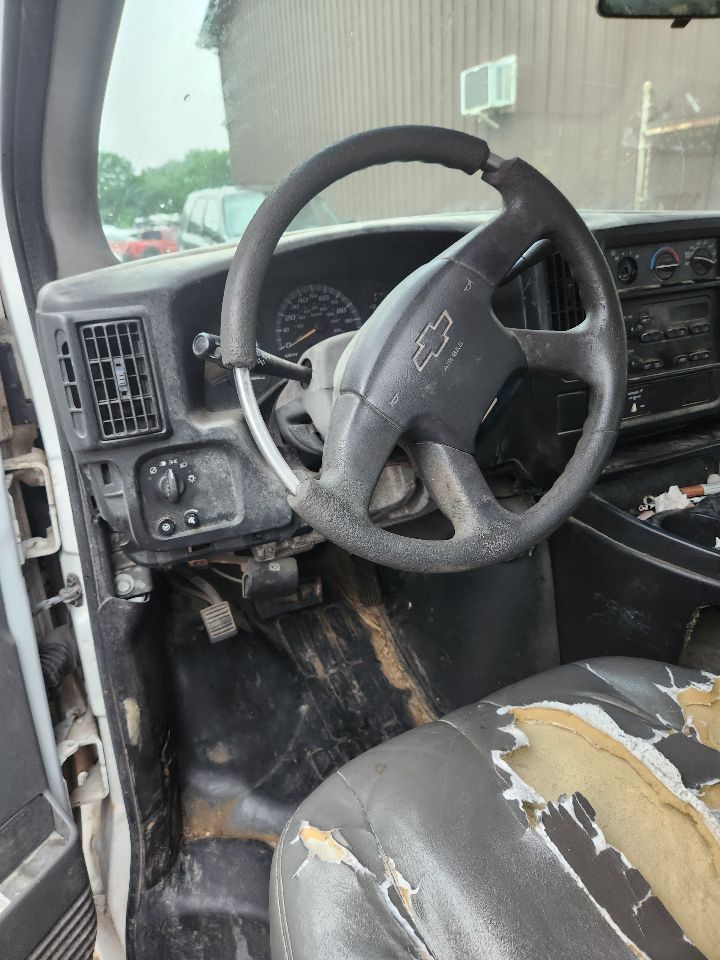 https://f005.backblazeb2.com/file/img-partshotlines-com/Inventory/MA385/Vehicle/10502_04.jpg
