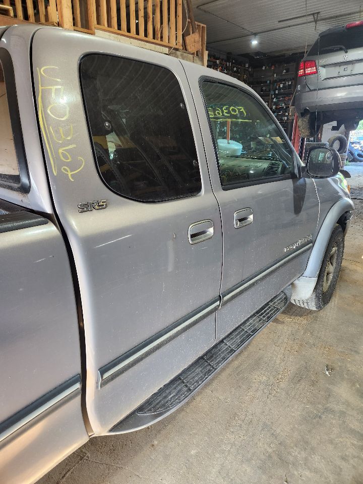 https://f005.backblazeb2.com/file/img-partshotlines-com/Inventory/MA385/Vehicle/10510_09.jpg