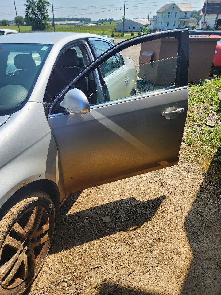 https://f005.backblazeb2.com/file/img-partshotlines-com/Inventory/MA385/Vehicle/10517_05.jpg