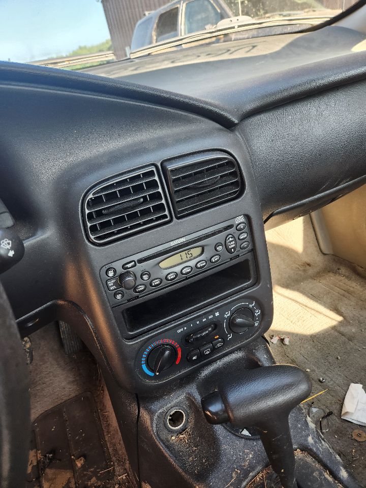 https://f005.backblazeb2.com/file/img-partshotlines-com/Inventory/MA385/Vehicle/10519_10.jpg