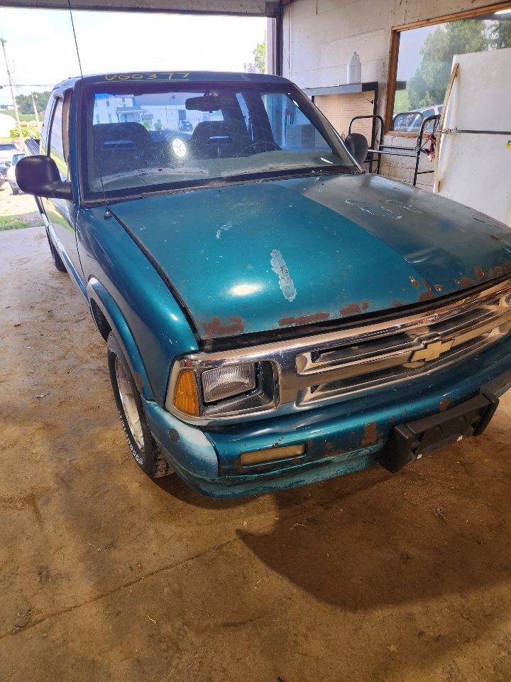 https://f005.backblazeb2.com/file/img-partshotlines-com/Inventory/MA385/Vehicle/10528_02.jpg